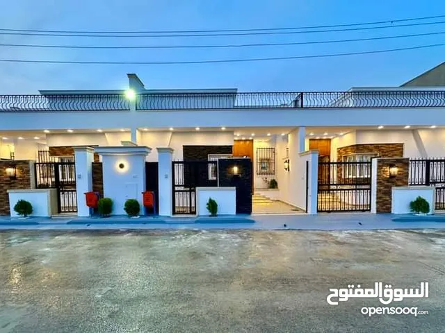 110 m2 2 Bedrooms Townhouse for Sale in Tripoli Ain Zara