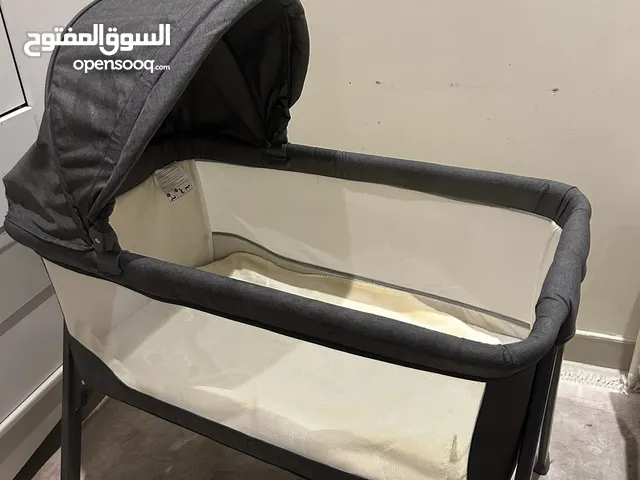 سرير أطفال