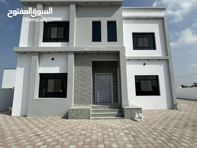 301 m2 5 Bedrooms Villa for Sale in Al Batinah Barka