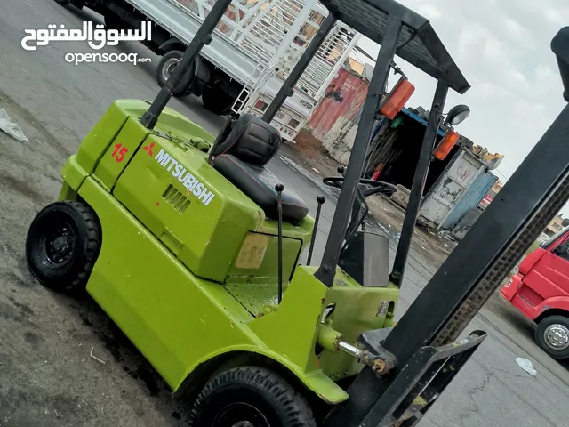 2000 Forklift Lift Equipment in Amman