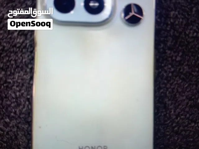 للبيع هاتف هونر اربع كاميرات X6