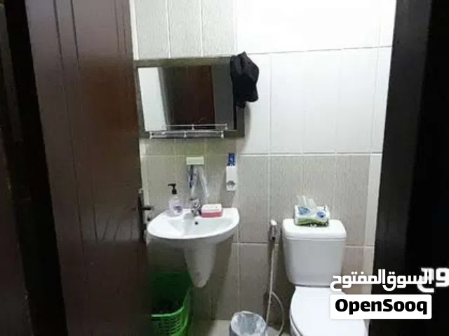 شقة مساحة 113 م + 70 م ترس