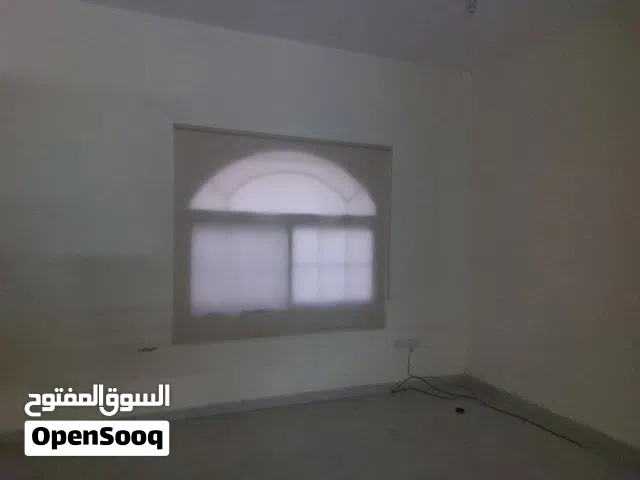 200 m2 4 Bedrooms Apartments for Rent in Abu Dhabi Al Dhafrah