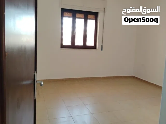 شقة الدور التاني ف الحشان شارع الغاز