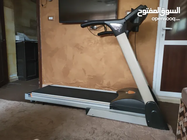 جهاز مشي بحالة ممتازة treadmill