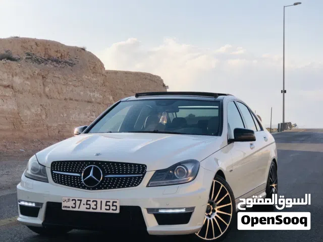 2012 مرسيدس بنز الفئة-C C 200