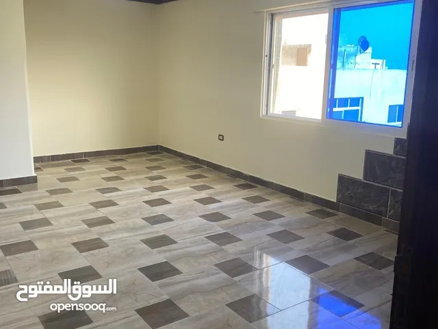 210 m2 5 Bedrooms Apartments for Rent in Irbid Aydoun