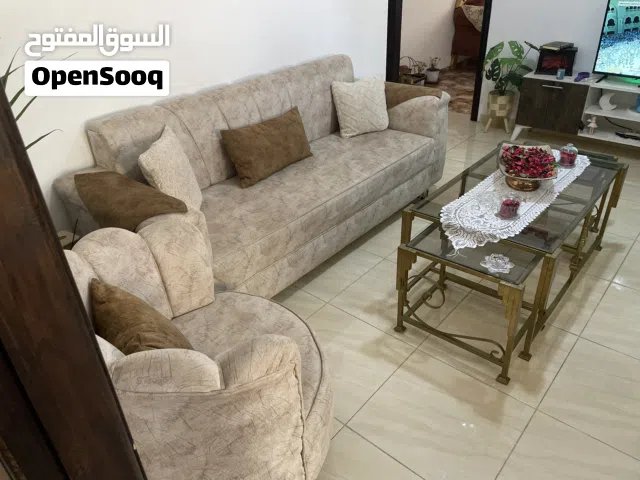 طقم كنب وطولات