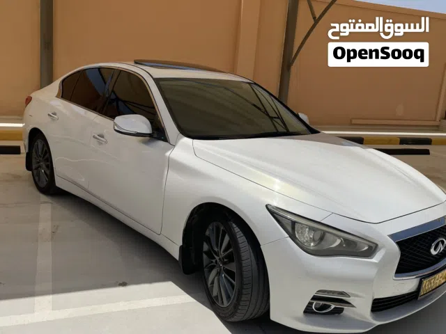 2014 إنفينيتي Q50 Sport