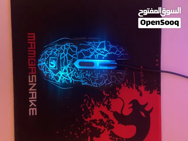 كيبورد و ماوس و ماوس باد و ستاند جهازين سوني و سماعه