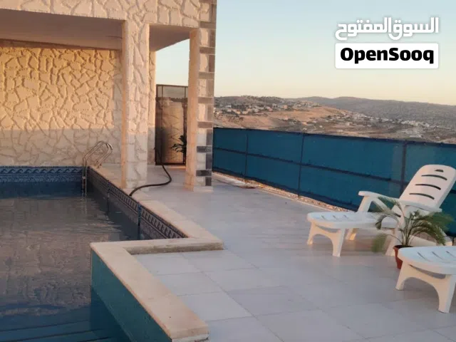 3 Bedrooms Chalet for Rent in Zarqa Sarout