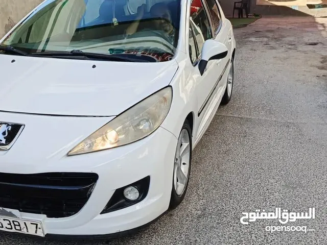 بيجو 207 موديل 2011 للبيع