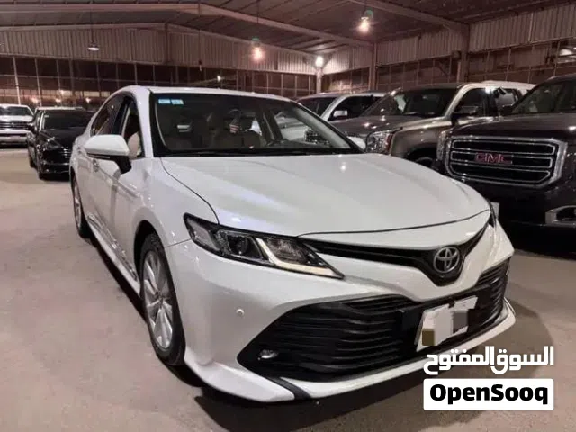 2018 تويوتا كامري Core