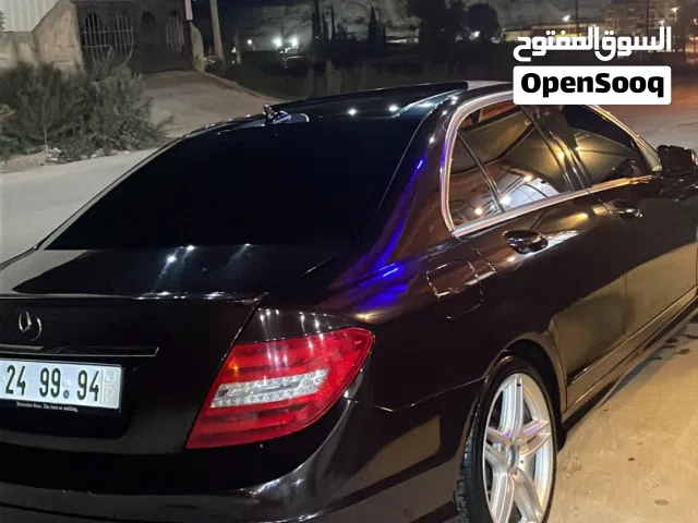 2012 مرسيدس بنز الفئة-C C 200