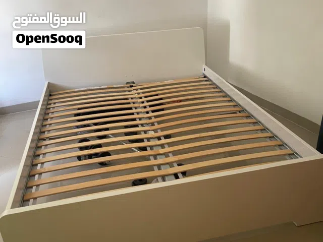 هيكل سرير من ايكيا جديد تماماً سعر البيع 55 ريال سعر الشراء 155ريال