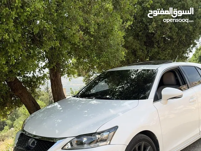 ليكزس ct200