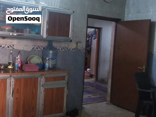 200 m2 5 Bedrooms Townhouse for Sale in Baghdad Al Aml
