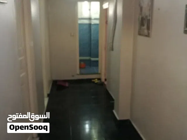 Apparemment a vendre