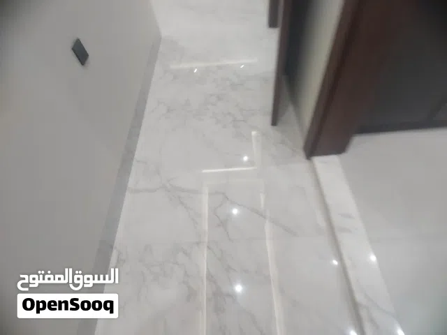 600 m2 3 Bedrooms Apartments for Rent in Al Ahmadi Sabahiya