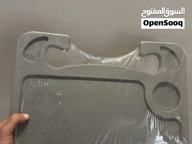 ميز او طاولة طعام سيارات للبيع بسعر الجملة ولدي كمية كبيرة