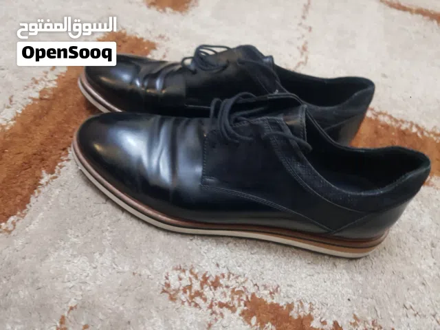 حذاء رجالي فخم