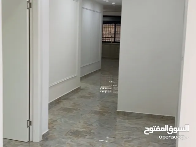 شقه للبيع مزموريا 200 متر سعر ع كاش 700 نص بنص 750 يطرح البركة لصاحبي النصيب