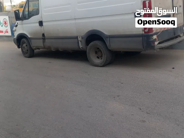 مطلوب ماتور باص فان ايفيكو او بيجو بوكسر بحالة ممتازة  موديل 2005