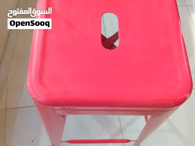 كرسى لمطبخ مفتوح او بار