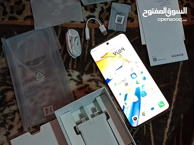 Honor x9b Ram 12+8 Internal memory 256