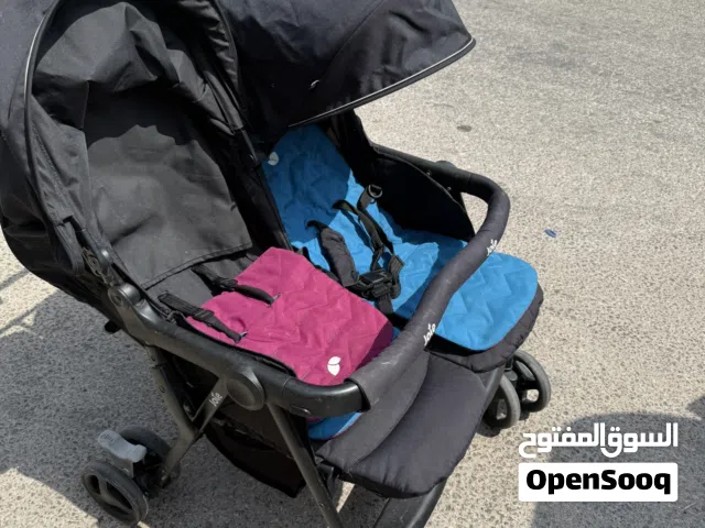 عرباي اطفال توأم ماركة جوي بحالة ممتازززززة