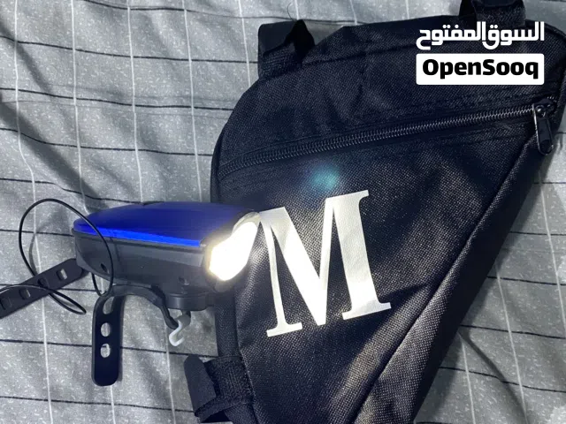 شنطه دراجه هوائيه حرف M و ضوء مع هرن الدراجه