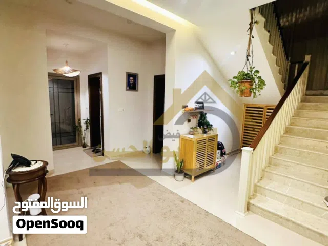 دار مؤثث للبيع بمساحة 300 متر في مدينة النرجس