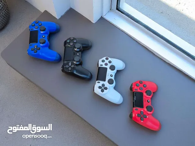 وحدة تحكم بلايستيشن 4