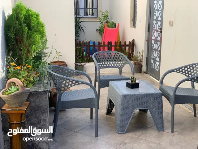 220 m2 3 Bedrooms Villa for Sale in Tripoli Ain Zara