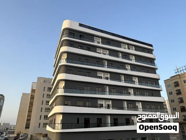 شقة دوبلكس في العذيبة (للايجار)