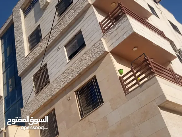 شقة للبيع طابق ثالث مخدومة بمصعد وكراج في اجمل المناطق في القويسمة قرب حديقة الملكة رانيا