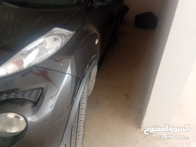 نيسان جوك 2011 تشغيل بصمه كراسي جلد