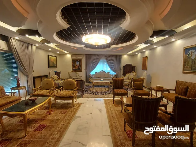 1400 m2 More than 6 bedrooms Villa for Rent in Amman Abdoun