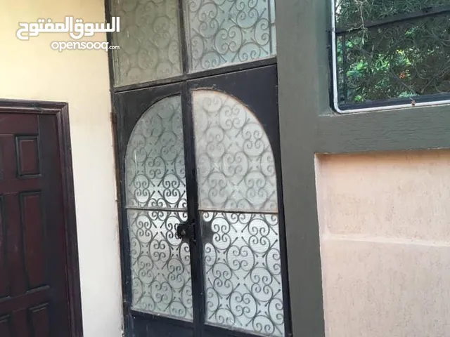 190 m2 5 Bedrooms Townhouse for Sale in Benghazi Al-Sarti