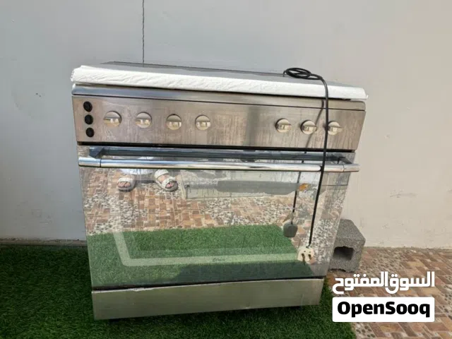طباخ ماركة ايطالية
