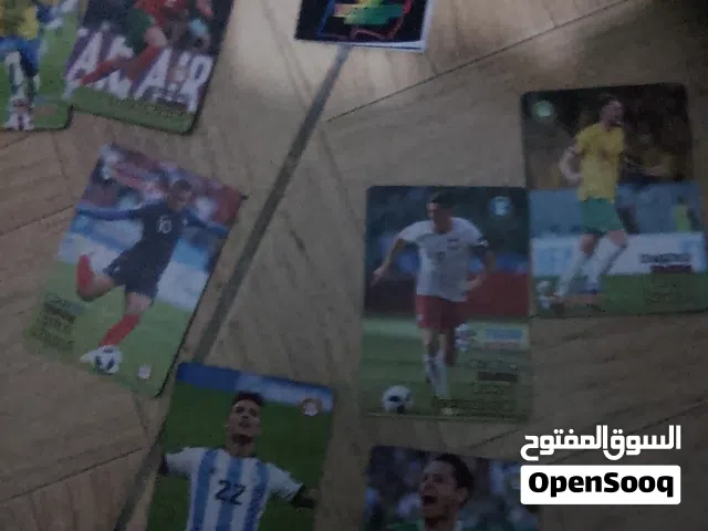 بطاقات لاعبين زائد ورق تلوين للاعبين