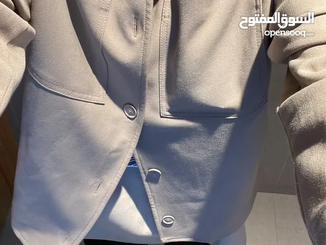 طقم بدون الحذاء ماركه زارا سعره. الاصلي 100 سعر البيع ب 40 ونضيف واستخدام بسيط