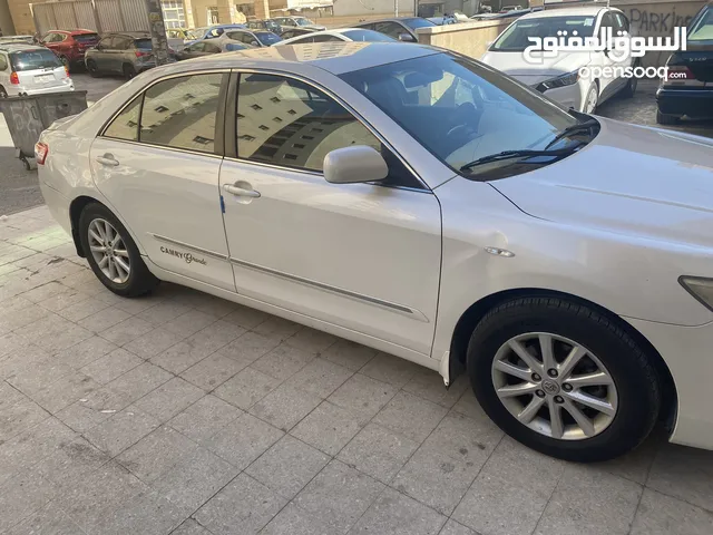 للبيع تويوتا كامري 2011 Camry بحالة ممتازة