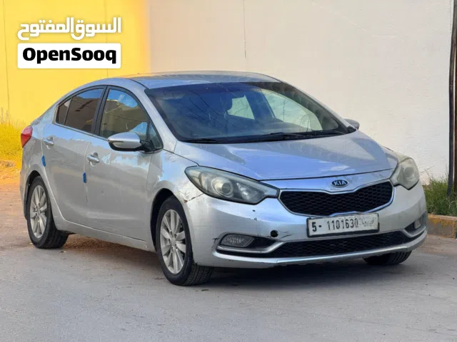 Used Kia Cerato in Tripoli