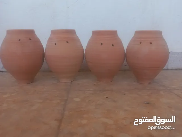 حضانات فخار العدد 4 السعر 5 دينار