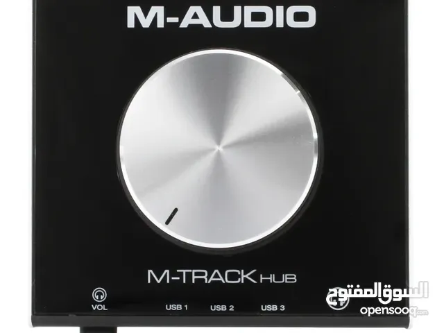M-Audio M-Track Hub USB Monitoring Interface with Built-In 3-Port Hub (24-bit/48 kHz)