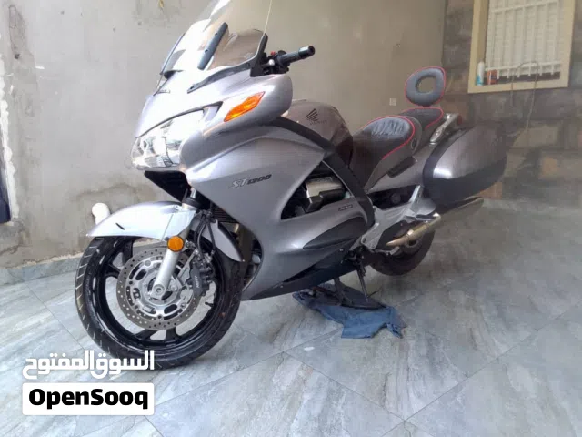 2003 هوندا ST1300