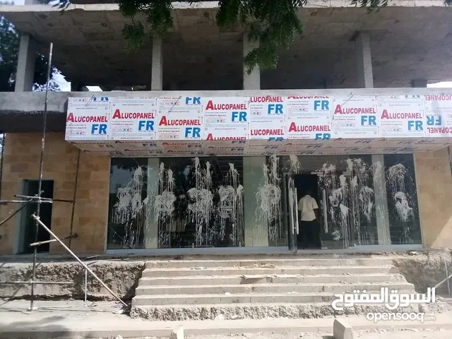 فني أبواب صني وخشب