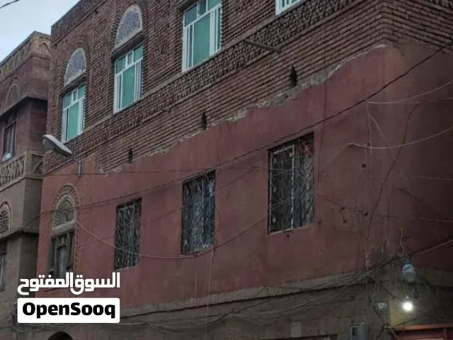 للبيــــــــــــــــــــع بيت 3دور على شارع 10متر والواجهة 15متر المساحه 5لبن ونص حر معمد بسجل العقا