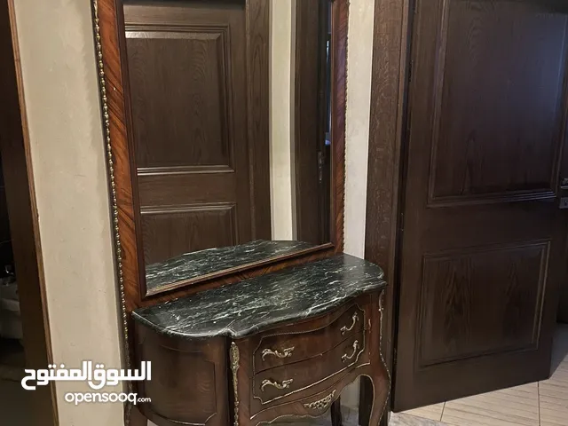 كونسور بحالة ممتازة للبيع